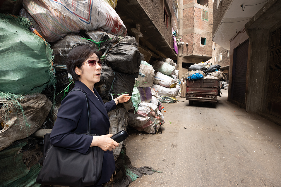 이집트 쓰레기 마을 ‘모카탐’ 지역 방문 섬네일 이미지 4